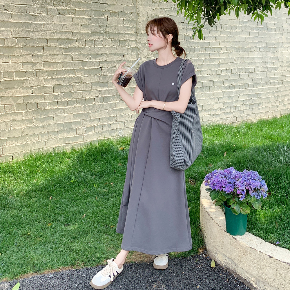 夏日灰色松弛感连衣裙女2025新款小众设计感收腰飞飞袖长款T恤裙,女装连衣裙,艾艾淮淮
