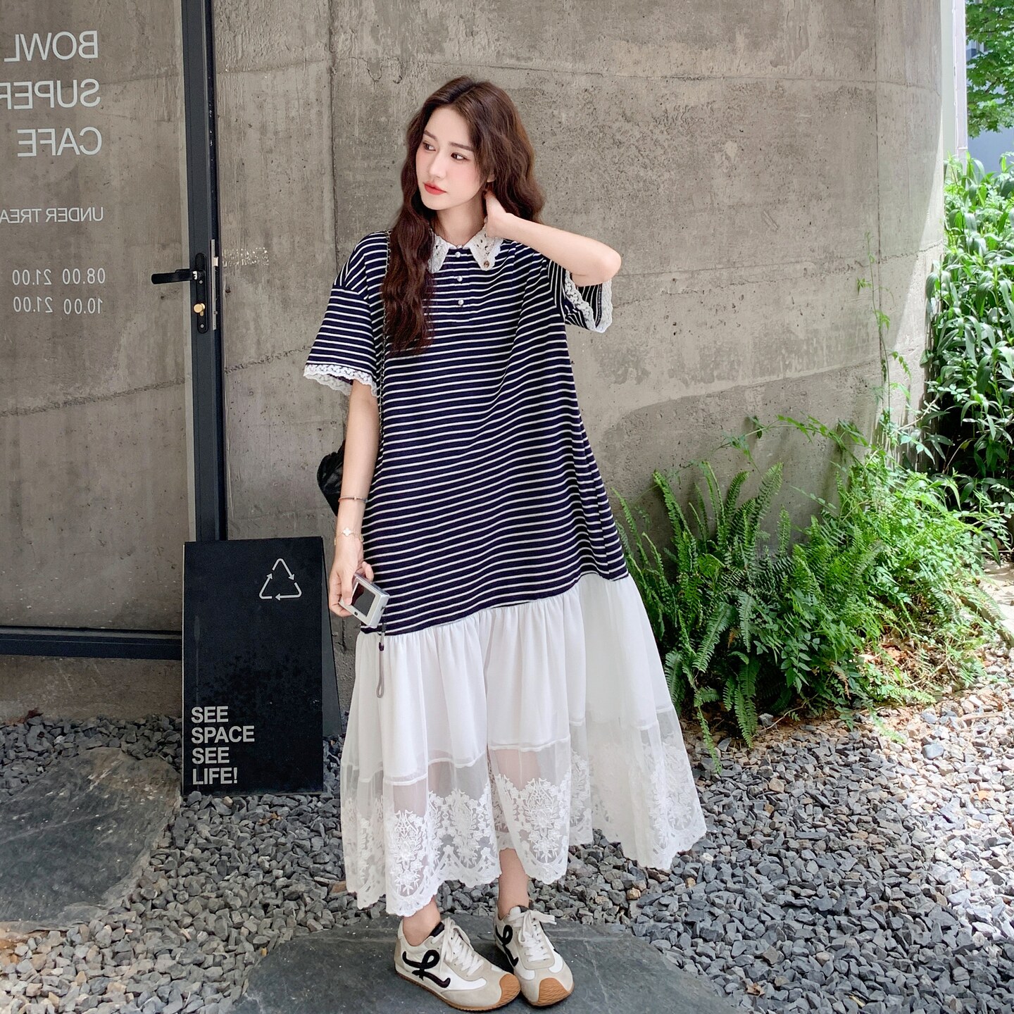 休闲风polo领蕾丝拼接条纹拼接连衣裙女夏2025超火松弛感减龄长裙,女装连衣裙,艾艾淮淮
