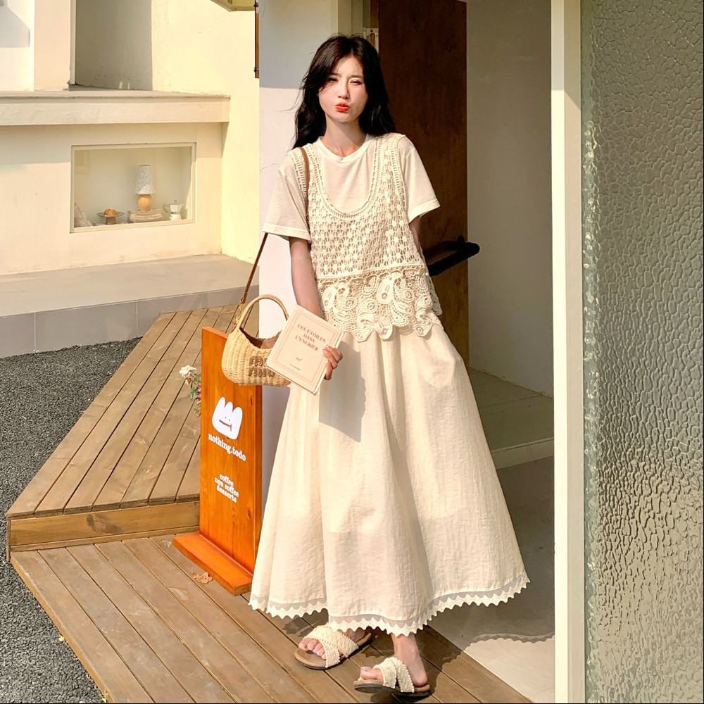 温柔穿搭甜美镂空吊带上衣套装女夏新款假两件拼接连衣裙两件套,女装连衣裙,艾艾淮淮