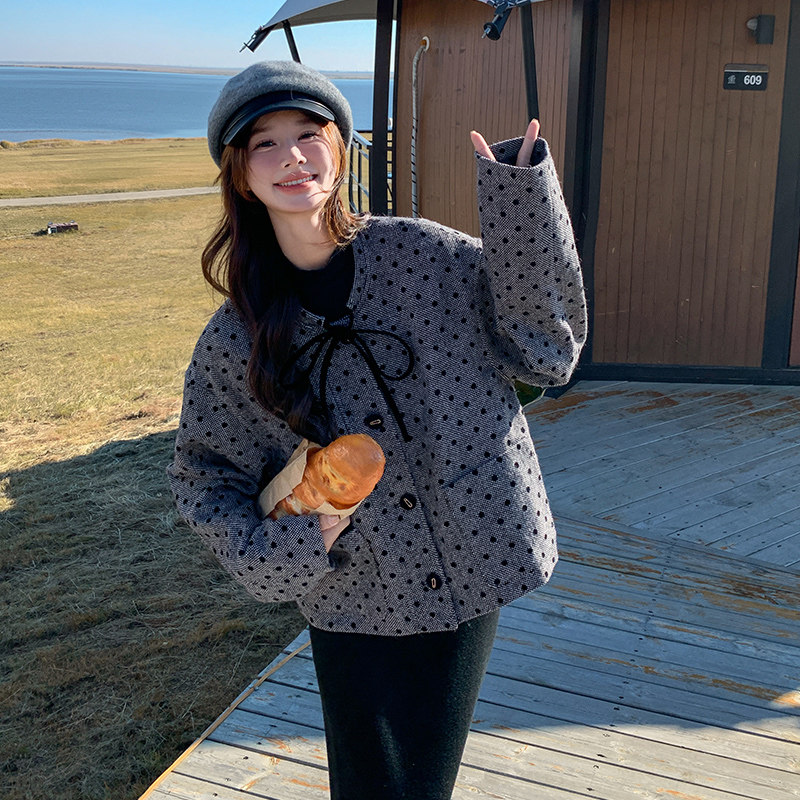 气质感灰色波点小香风短外套女秋冬超火好看高级小众宽松减龄上衣,女装短外套,艾艾淮淮