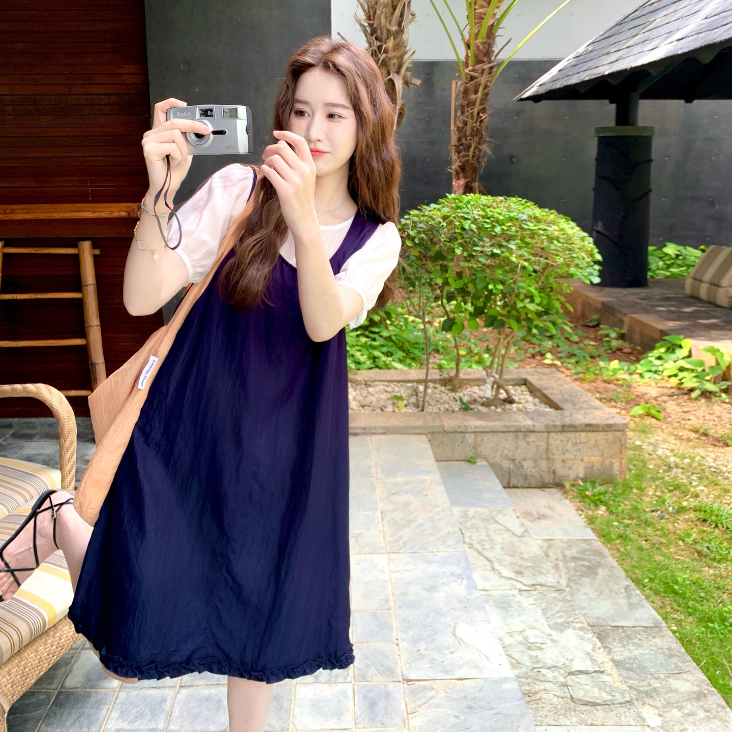 小个子显瘦薄款牛仔背带裙套装夏季新款温柔风t恤连衣裙女两件套，女装连衣裙，艾艾淮淮