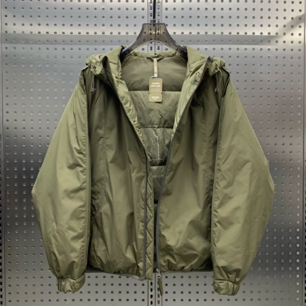 轻薄款连帽羽绒服男鹅绒保暖外套