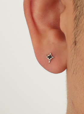 YiJianStudio s925纯银耳钉男星星黑色耳环女小巧简约设计ins星球