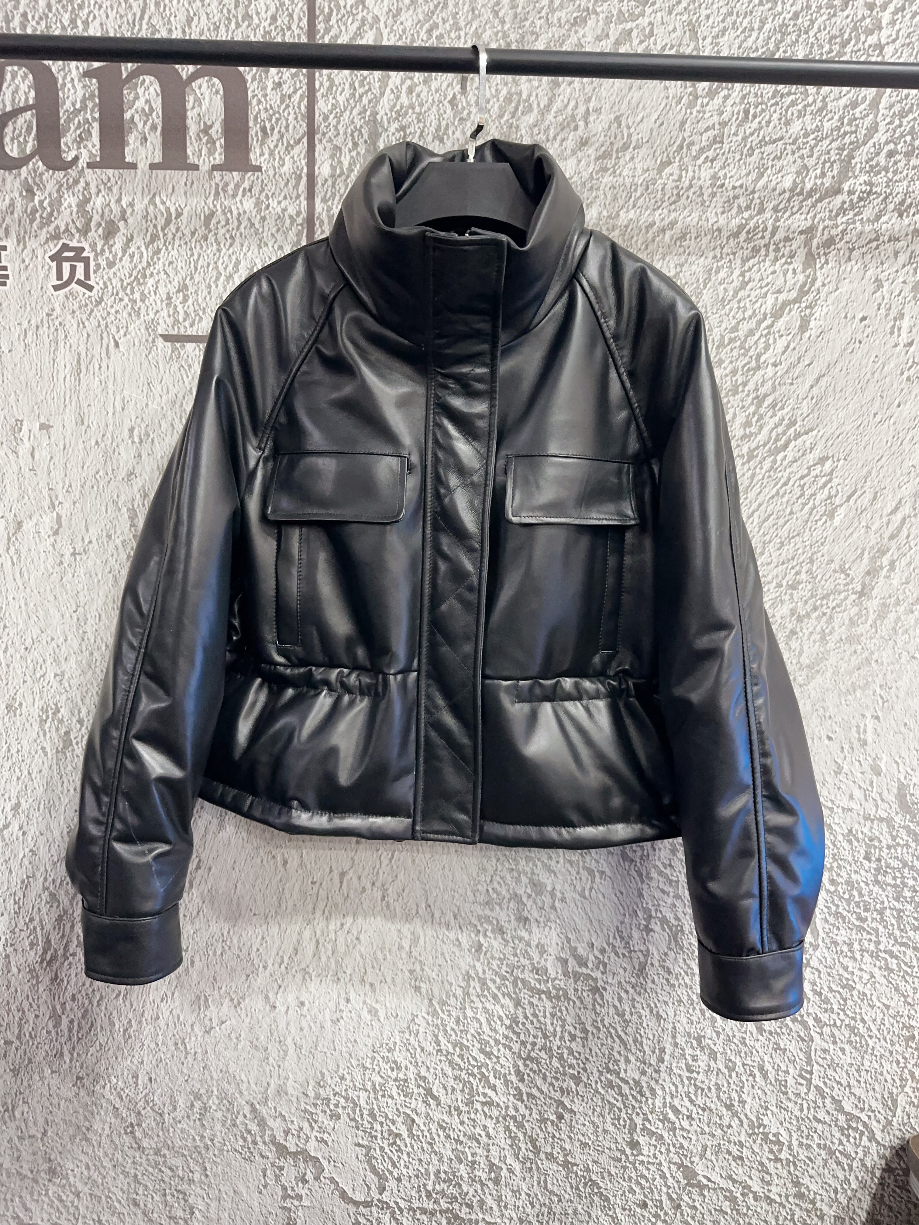 真皮皮衣女短款鹅绒服黑色机车风抽绳腰带夹克酷飒羽绒服宽松外套