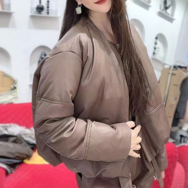 欧品雅壹宽松短款羽绒服皮衣