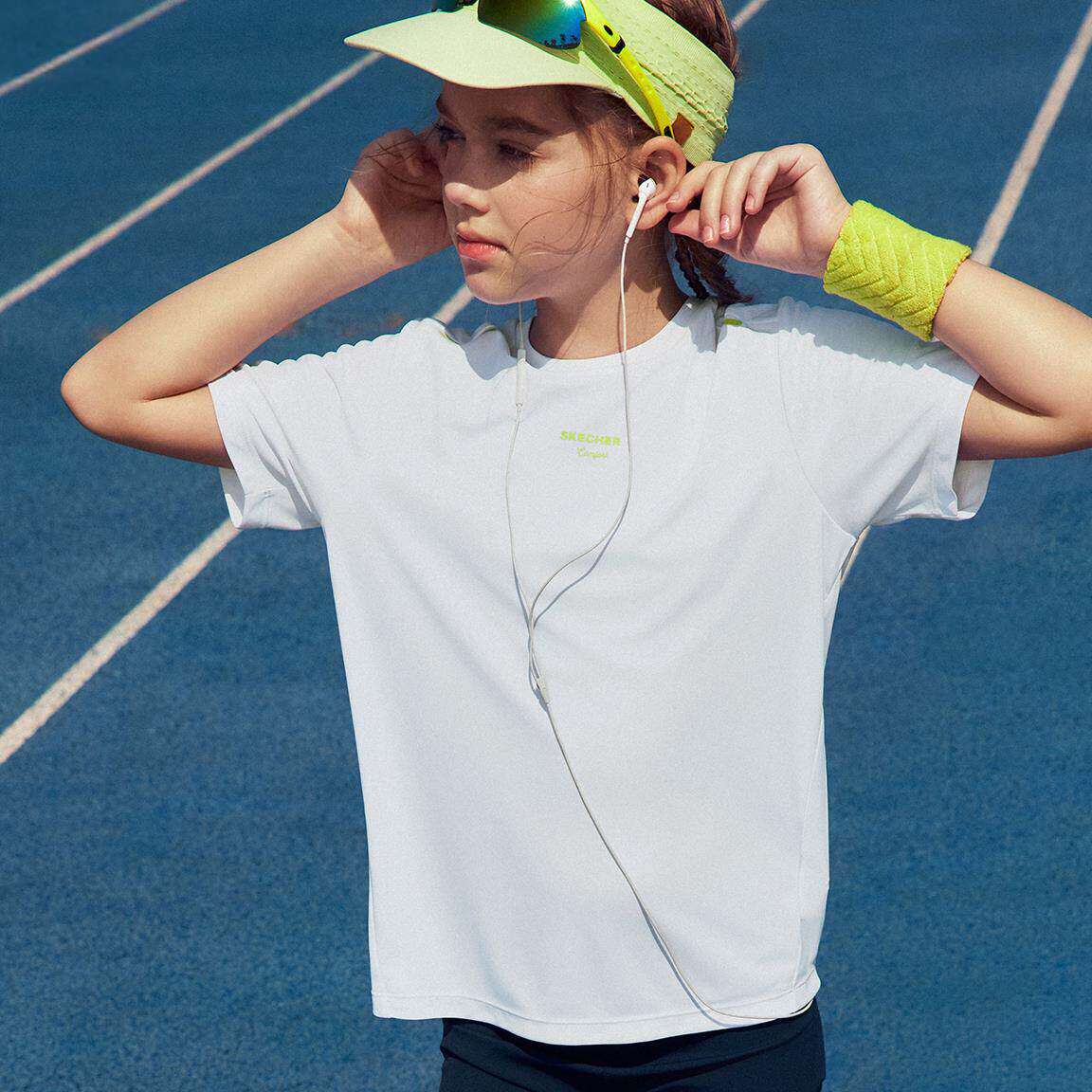Skechers斯凯奇春夏儿童速干吸湿透气套头正肩短袖T恤衫P226K016