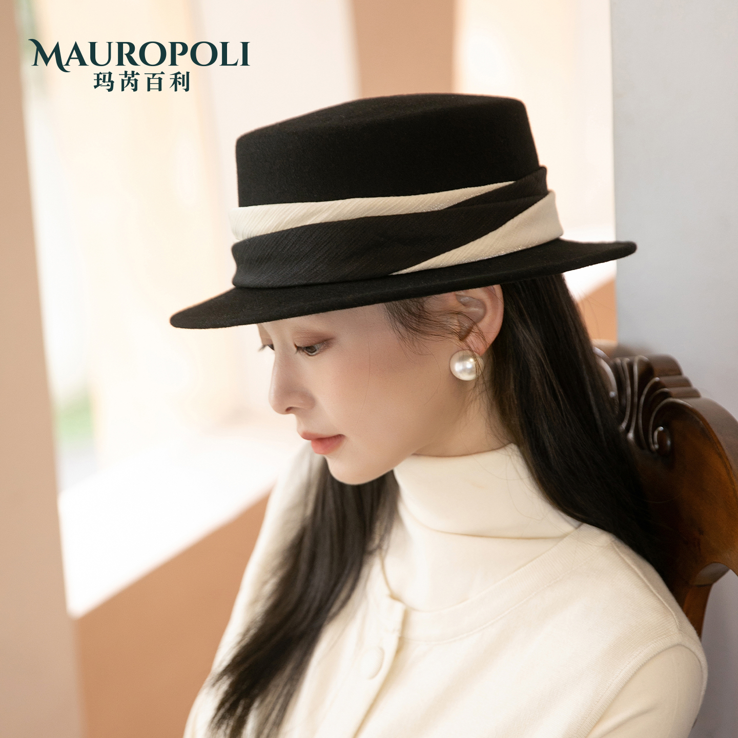 法式黑色羊毛礼帽女赫本风秋冬帽子女款2025新款保暖优雅平顶帽女