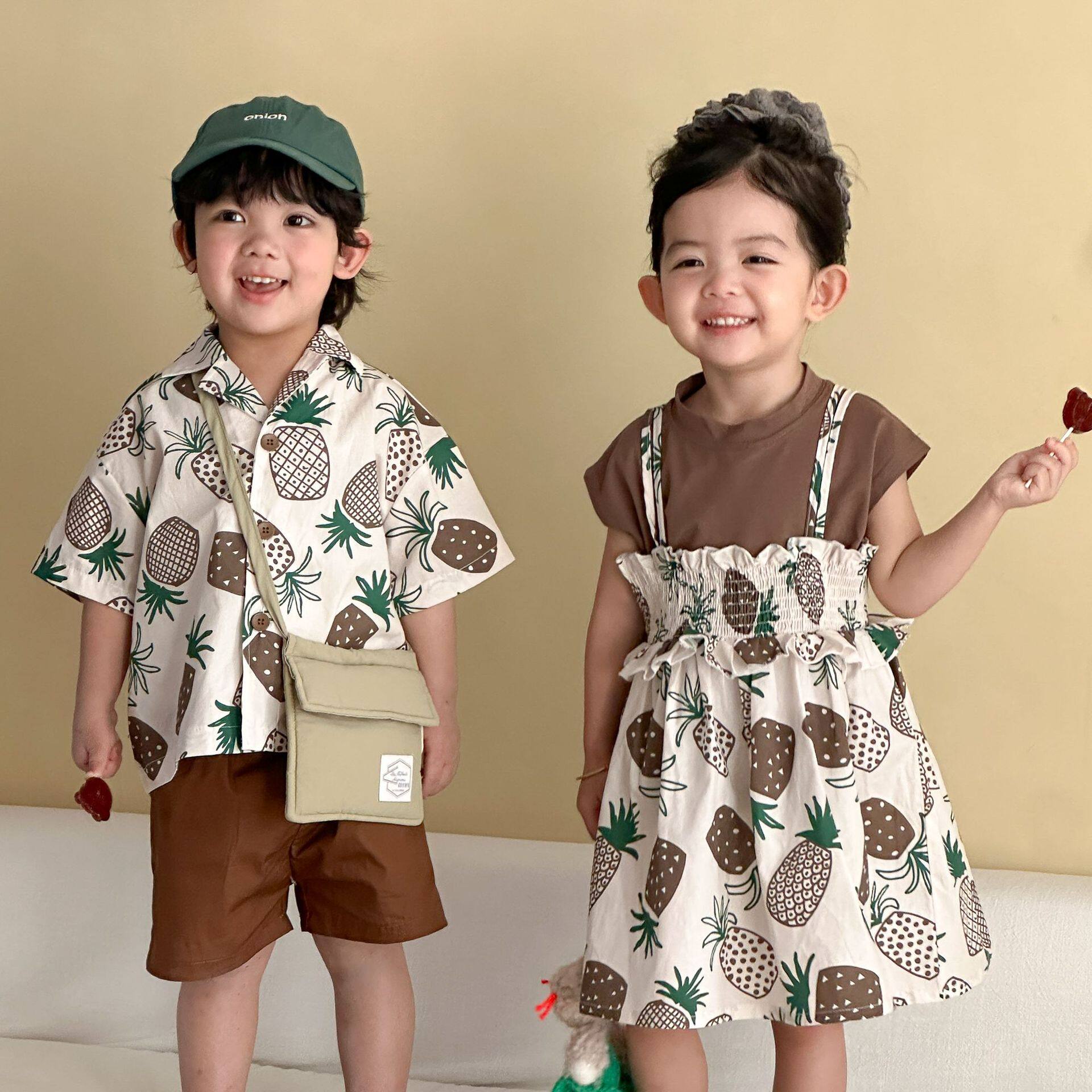 2026新款宝宝洋气女童背心吊带连衣裙儿童夏季兄妹套装男童花衬衫