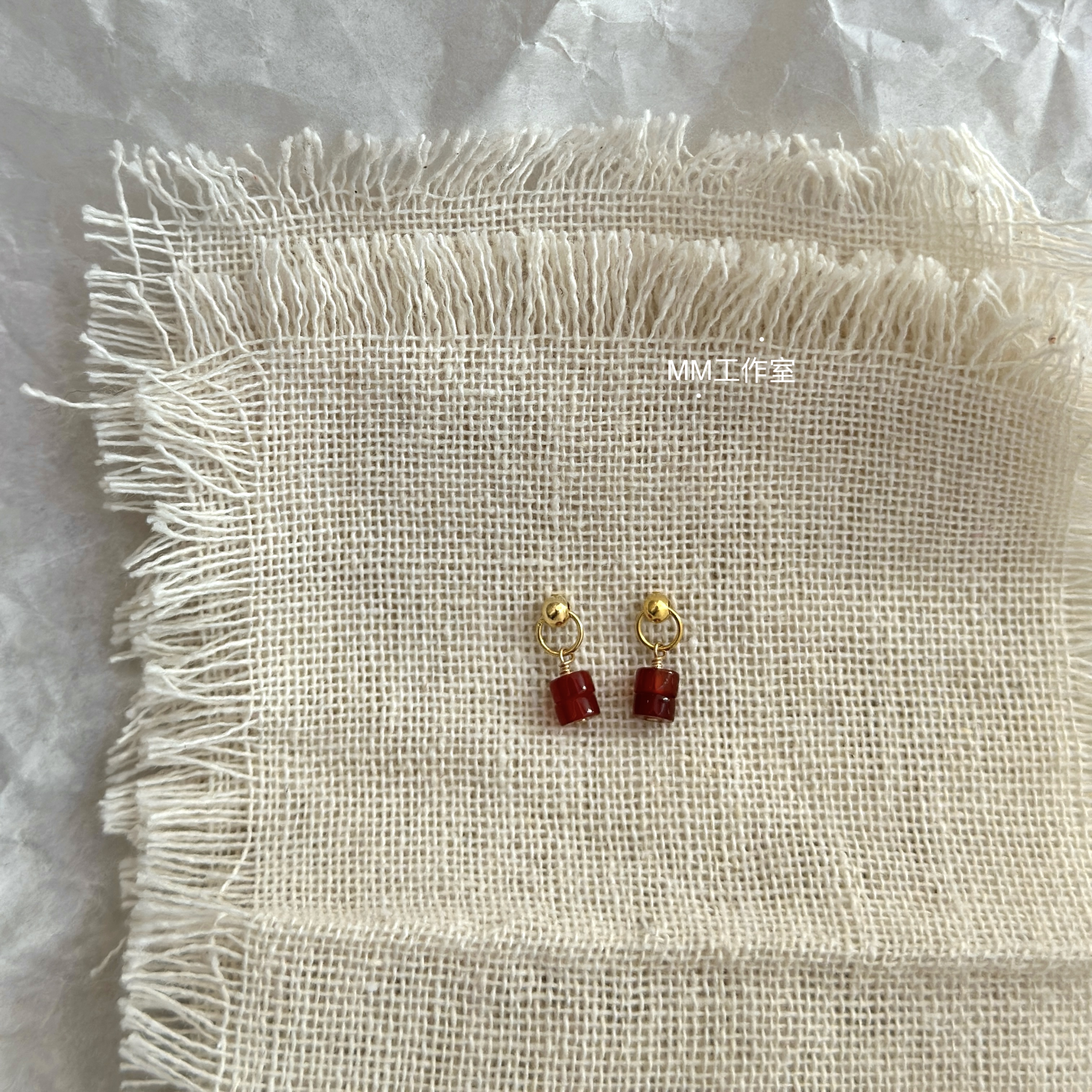 好运baby红玛瑙纯银镀金耳钉小巧精致本命年红色耳环耳钉日常百搭