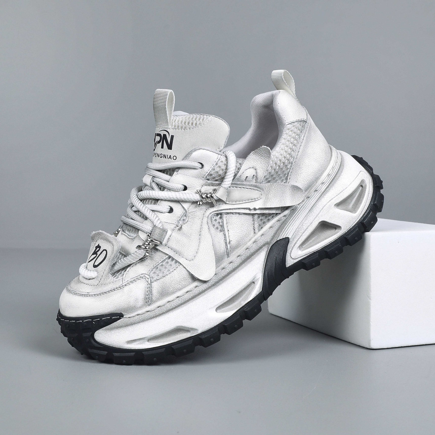 2026新款增高级感真皮运动风厚底老爹鞋男鞋白色增高休闲百搭潮鞋