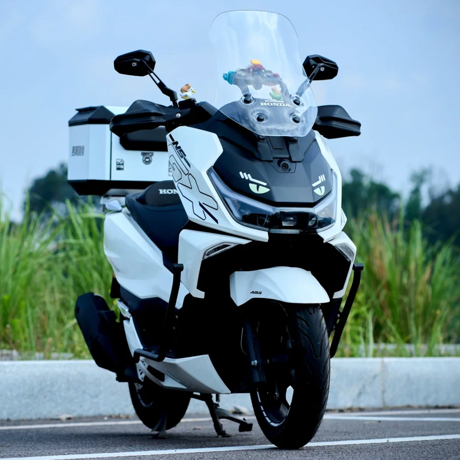 适用新大洲本田NS150GX眉毛反光