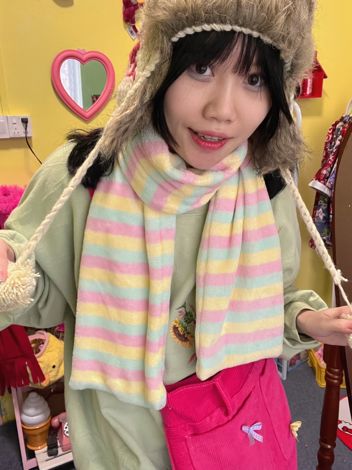 自制彩色条纹童趣少女心可爱软妹日系原宿百搭毛绒古着感学院围巾