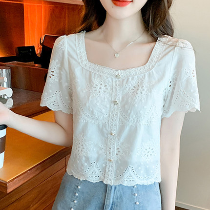 新款气质镂空蕾丝小衫女夏洋气百搭显瘦短袖衬衣方领大码女装上衣