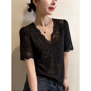V领蕾丝上衣女夏季新款性感镂空显瘦百搭气质时尚大码女装短袖T恤