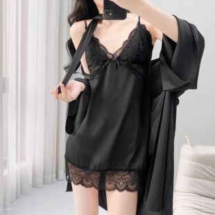 睡衣女款2026新款性感夏季冰丝高级感蕾丝纯欲吊带胸垫睡裙小个子