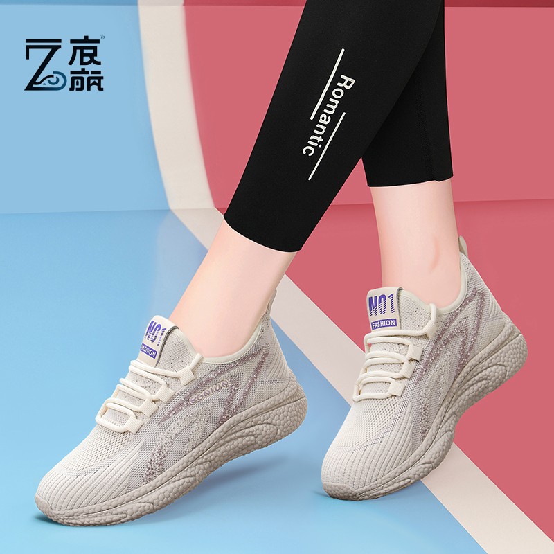 莆田纯原网面运动休闲鞋女2025新款跑步鞋轻便妈妈飞织鞋软底旅游