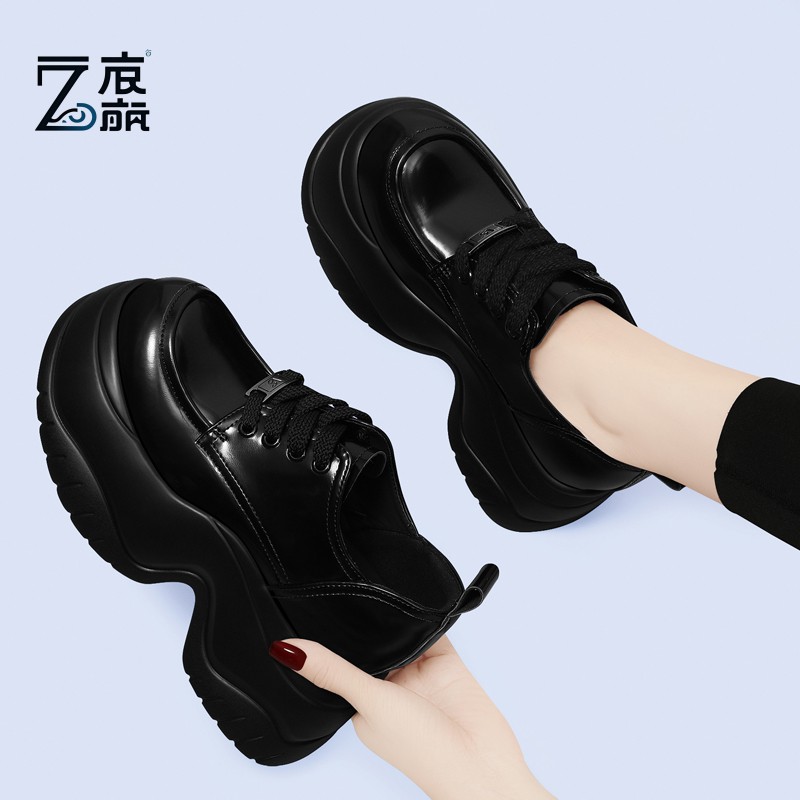 莆田纯原香港内增高小皮鞋女2025春季新款真皮英伦风厚底松糕鞋小