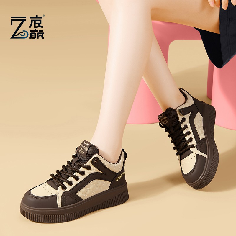 莆田纯原黑色皮鞋女2025新款春秋真皮厚底时尚百搭运动休闲单鞋软