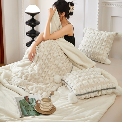 INS韩式小清新两用折叠抱枕被