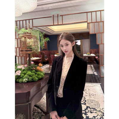 韩雨嘉中古丝绒外套女