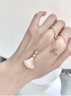 【DIVAS'D系列】高版本还原 无差版白母贝扇形S 银制重工水钻项链