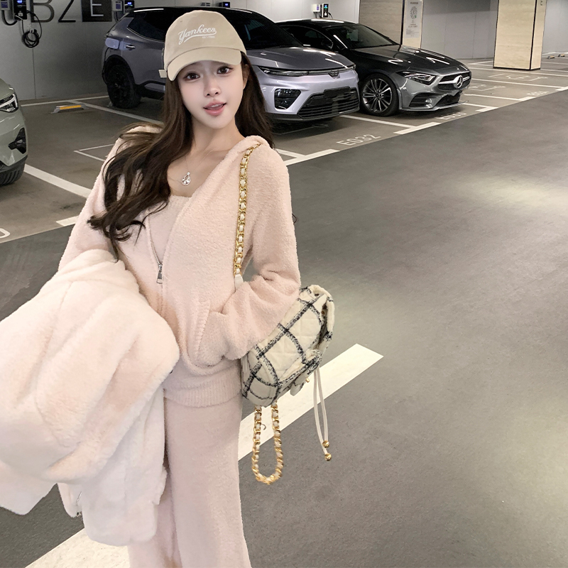 针织吊带背心连帽外套宽松长裤