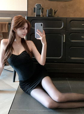 韩雨嘉黑色海鸥领西装抹胸女夏高级感捏褶带胸垫收腰显瘦百搭上衣