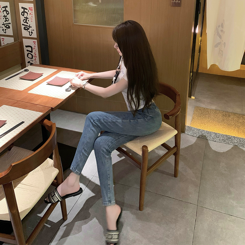 韩雨嘉高腰两粒扣小脚牛仔裤女秋新款紧身显瘦铅笔裤修身弹力长裤