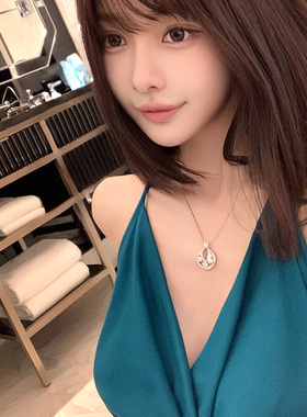 韩雨嘉【氛围美女日常】蓝色挂脖吊带女夏季纯欲质感宽松显瘦上衣