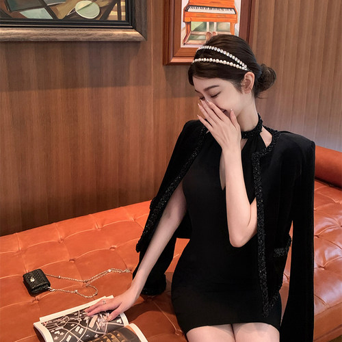 重工串珠丝绒绗棉外套