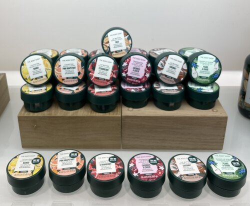 英国the body shop清新果样润唇膏果香透亮 草莓/芒果保湿护唇4g