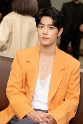 肖战米兰西装2023微博之夜