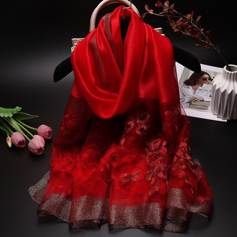杭州丝绸刺绣花桑蚕丝围巾女大红色真丝丝巾本命年送妈妈长款披肩