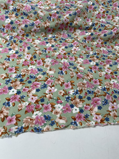 G573绿底小碎花印花聚酯纤维面料柔软垂坠透气连衣裙工厂剩余布头