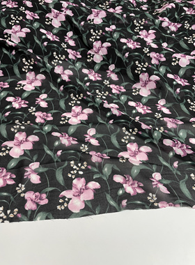 G227夏季黑色底紫色印花雪纺布头 柔软垂坠透气连衣裙上衣diy面料