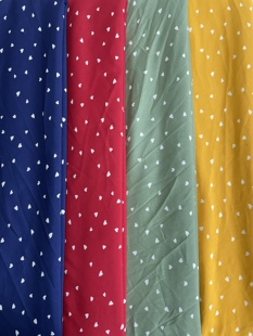 D111夏季小爱心印花聚酯纤维面料飘逸柔软不透连衣裙工厂剩余布头