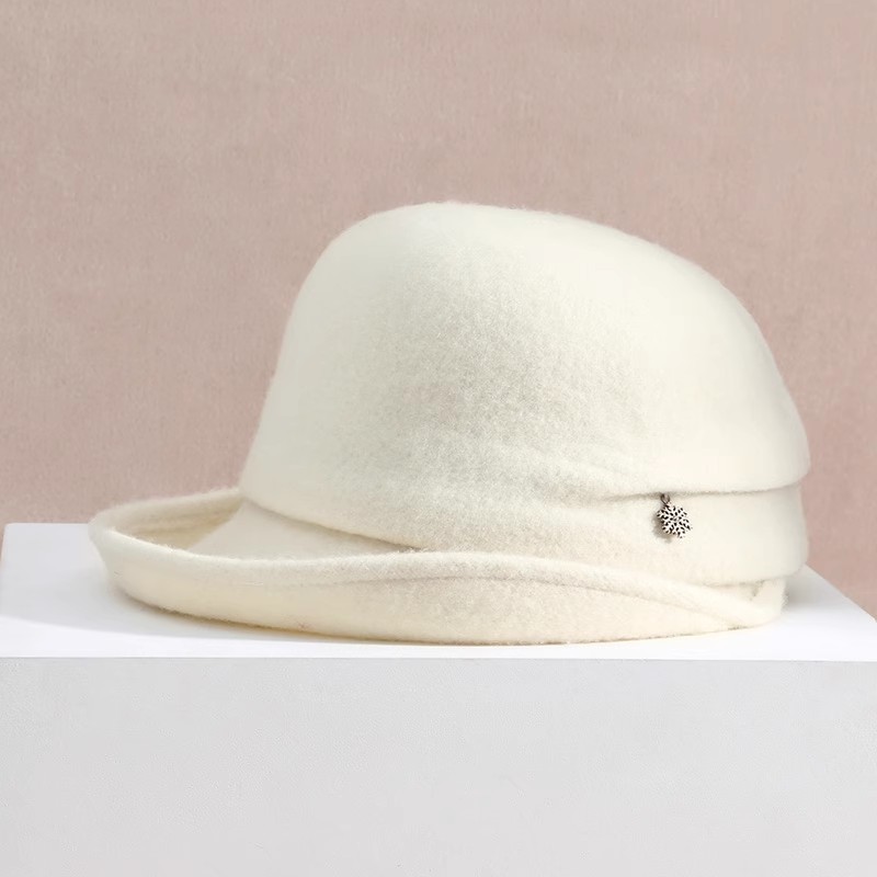 米白色时尚卷边鸭舌帽秋冬季毛呢帽子女士冬保暖羊毛礼帽红色盆帽