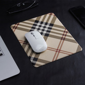 经典 格纹鼠标垫木纹硬质鼠标垫办公可水洗商务大号防静电防油污