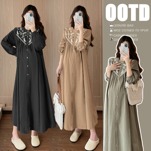 春装 休闲怀孕裙子春季 长袖 连衣裙宽松大码 孕妇裙春 刺绣衬衫 孕妇装