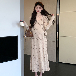 孕妇装秋装长袖开衫上衣秋季背心裙春秋两件套碎花连衣裙套装裙子