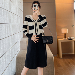 孕妇装秋冬装假两件拼接条纹长袖连衣裙2025新款孕妇裙秋冬裙子冬