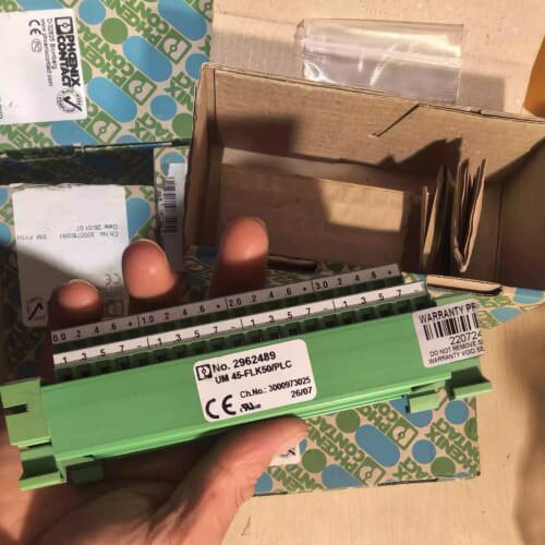 Phoenix交互模块UM45-FLK50/PLC全新原装2962489现货可以直接拍
