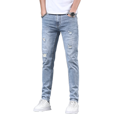 浅蓝色潮流破洞弹力牛仔裤男