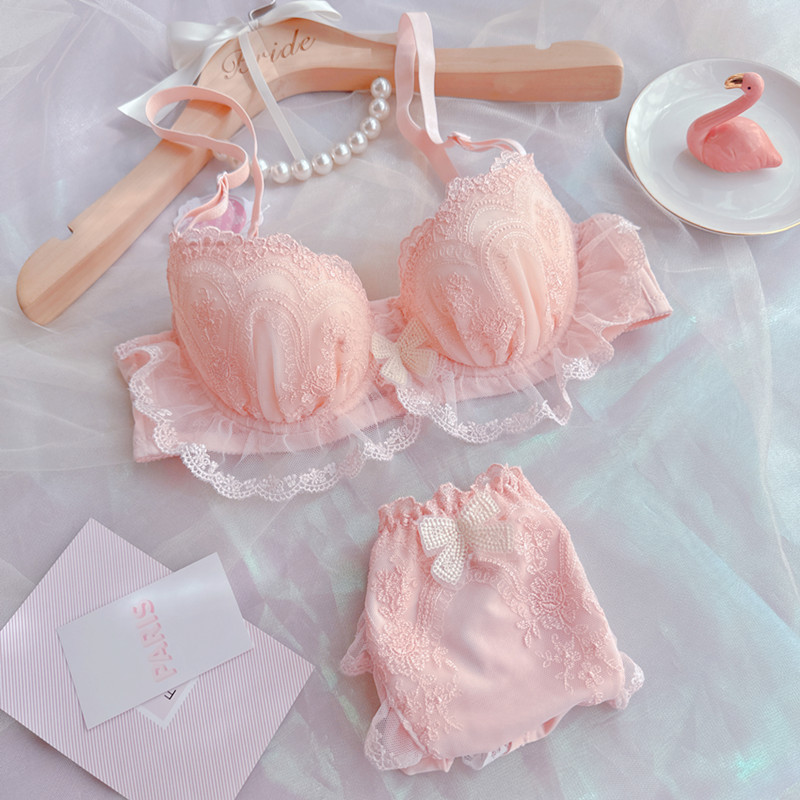 甜蜜时光甜美少女聚拢有钢圈