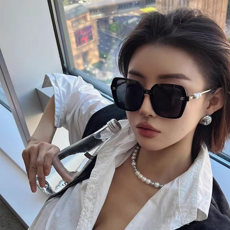 同款时尚轻奢气质小香珍珠山茶花感偏光女太阳镜网红遮阳
