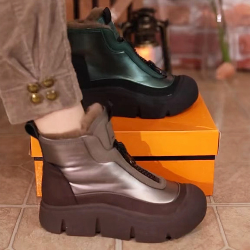 爆款马丁靴女2025年冬季新款真皮短靴加绒雪地靴厚底棉鞋保暖女鞋,女鞋,马丁靴,淘宝优惠券,粉丝福利购,淘宝优惠卷