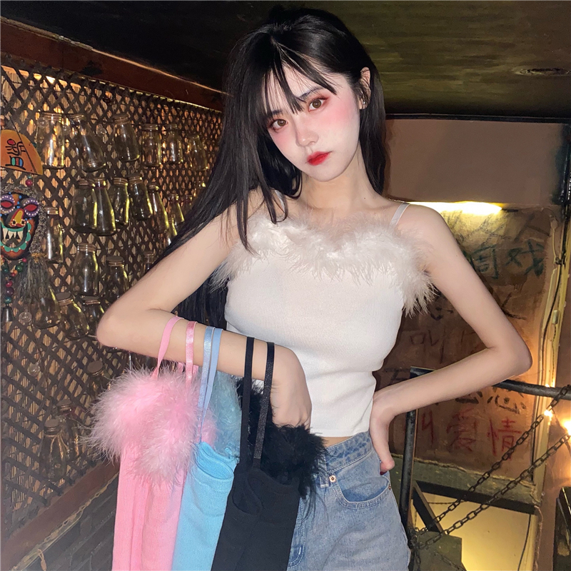 實拍實價早春新款韓版設計感毛絨拼接百搭吊帶背心上衣