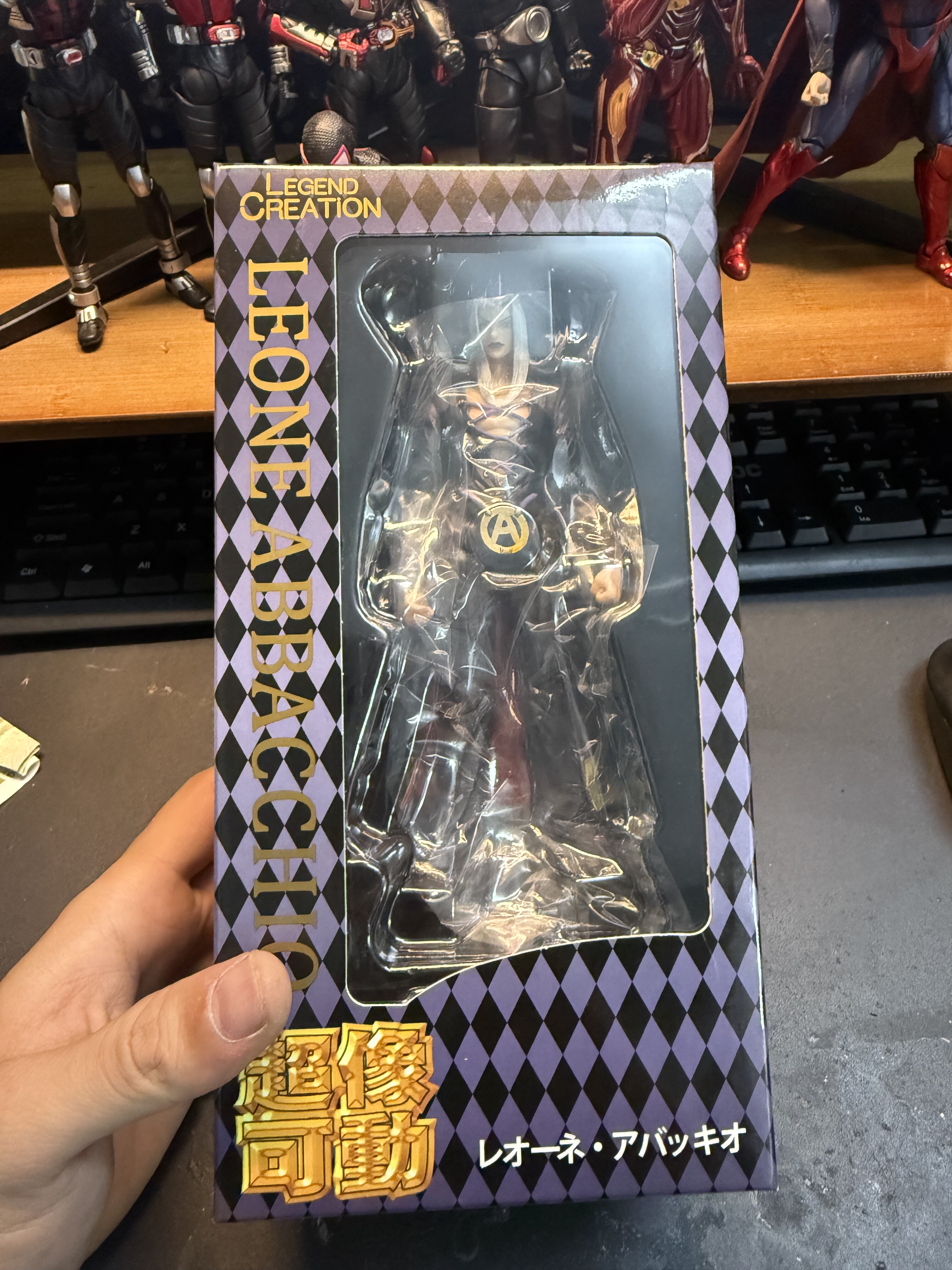 JOJO的奇妙冒险黄金之风雷奥雷欧阿帕基超像可动盒装手办