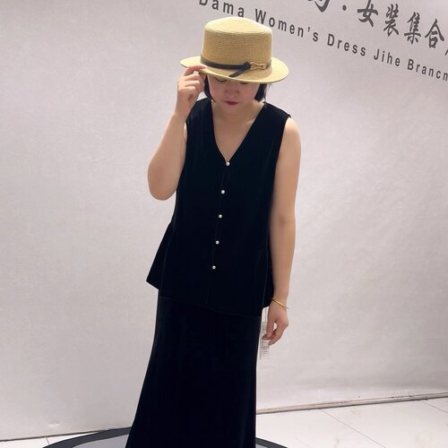 6350女权贵族初秋新品v领简洁大方气质开衫无袖上衣加大码女装
