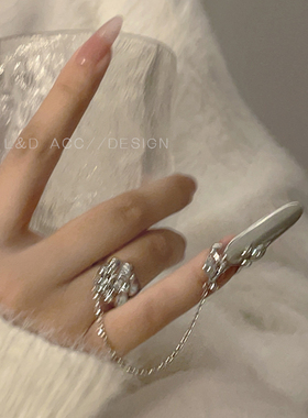 金属花朵指甲戒指一体式链条连体个性小众设计感ins冷淡风开口戒